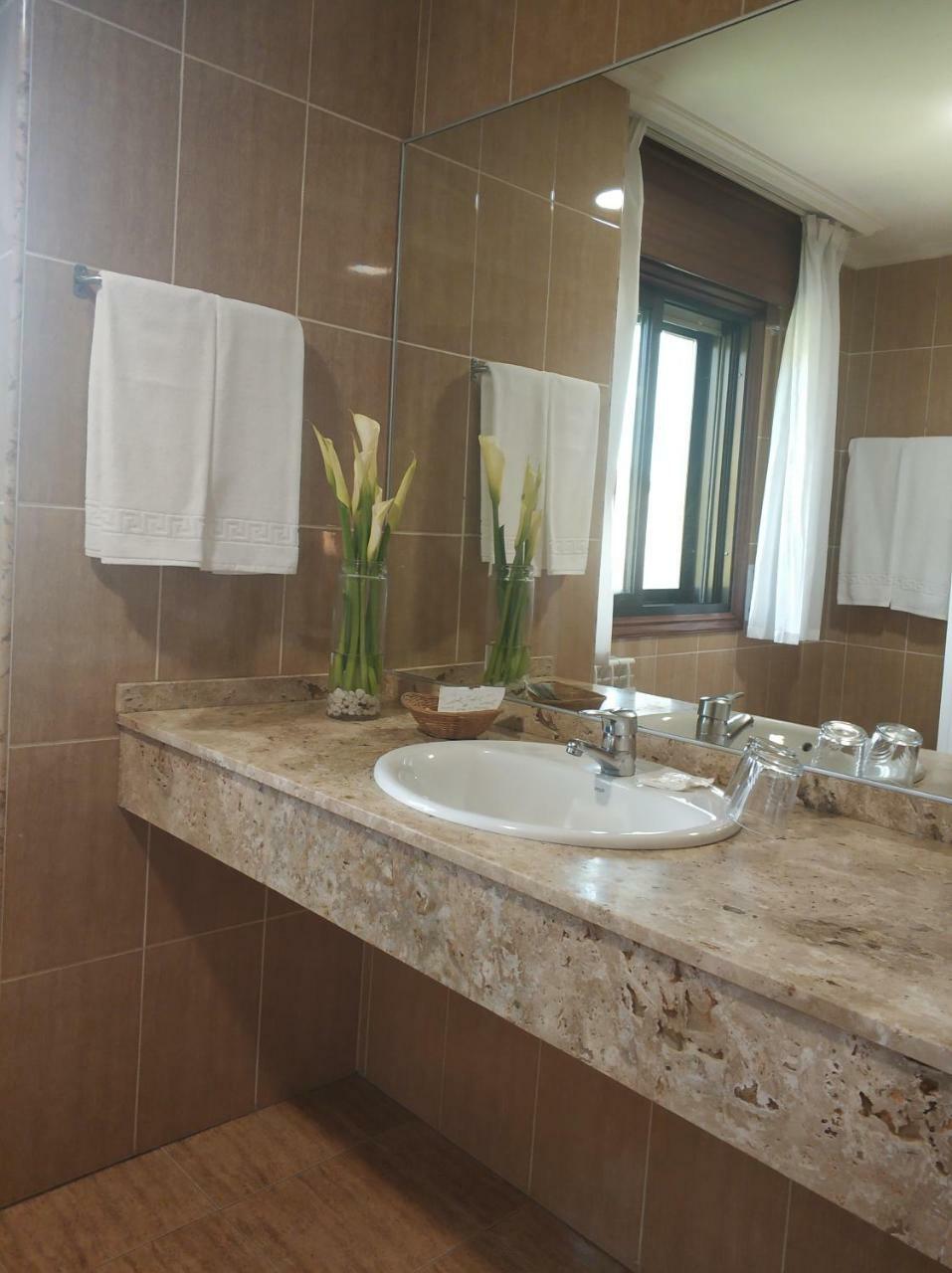 Hotel Avion By Bossh Hotels Vigo Dış mekan fotoğraf